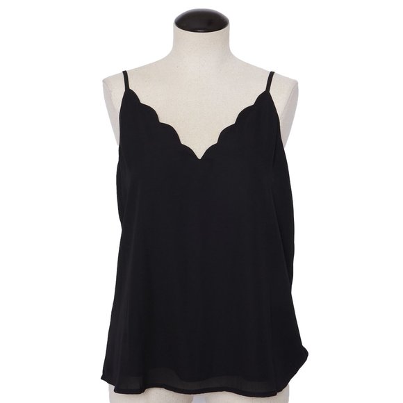 Socialite Tank, M, Black scalloped edge tank, summer tank, summer top - Picture 6 of 6